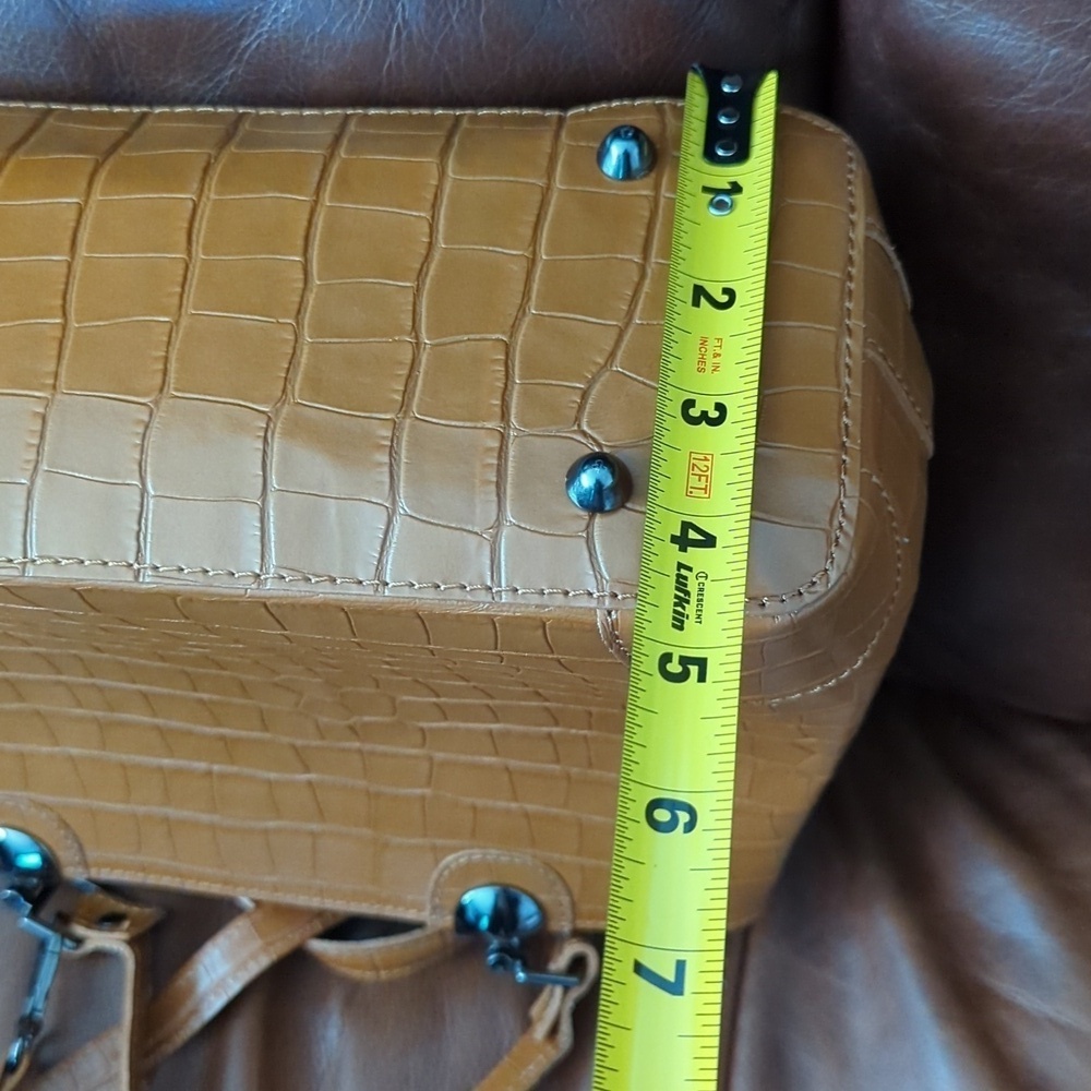 HP. Made in Italy Divina Firenze Embossed Alligator Leather 2-Way Bag - Picture 13 of 14